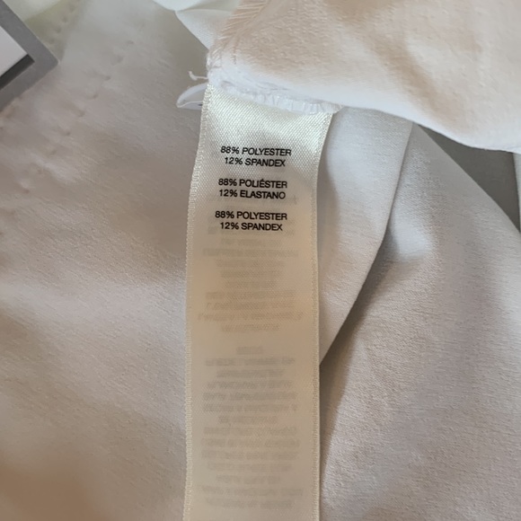 NWT. Zenergy by Chicos shorts - Picture 8 of 8